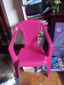 kids pink chair
