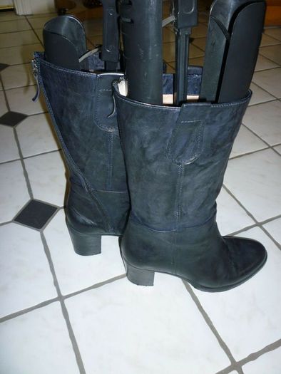 Manas Designer Black Leather boots. Soft All Leather High heel Italian. Uk 6.5 Eu 40. Excellent condition.