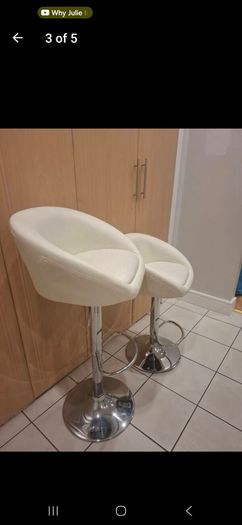 Bar stool x2