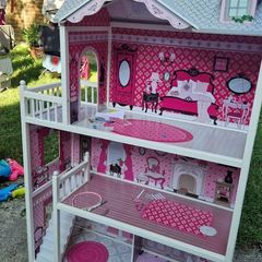 Doll House