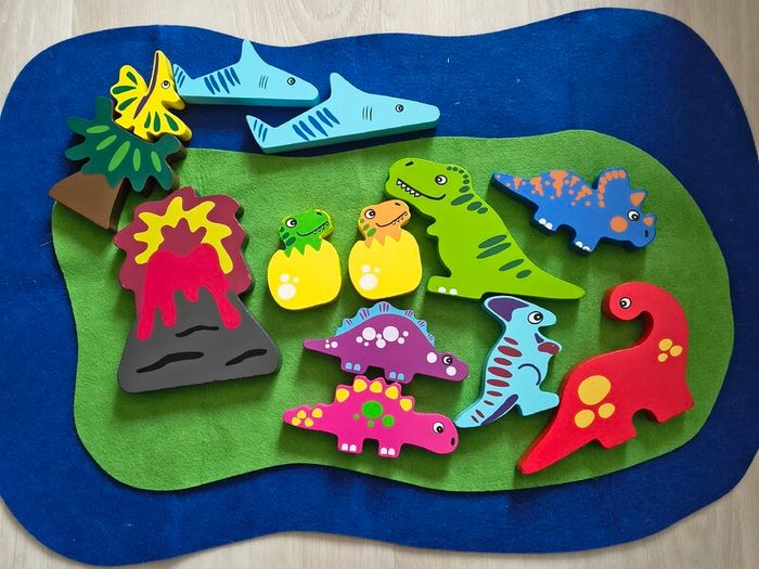 Dinosaur box set