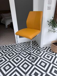 Set of 3 Yellow Leatherette Bar Stools Gloss Steel Frames
