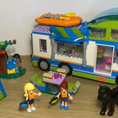 LEGO Friends Mia's Camper Van