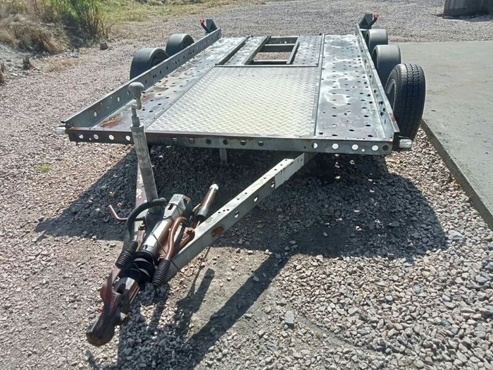 Woodford Car Transporter