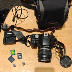 Canon EOS 500D DSLR Camera Bundle