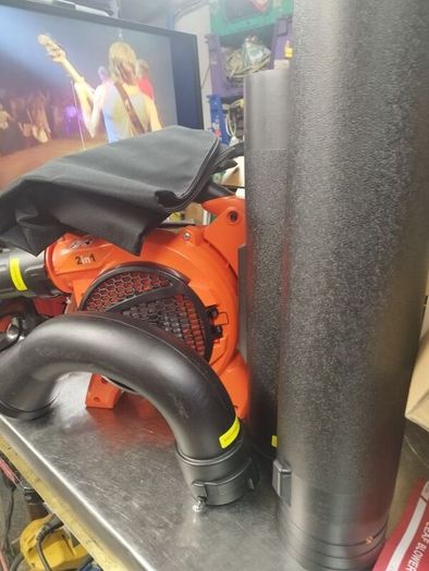 warrior Tunatec leaf blower and vacuum