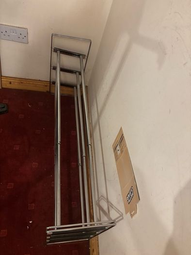 chrome-plated, extendable shoe rack