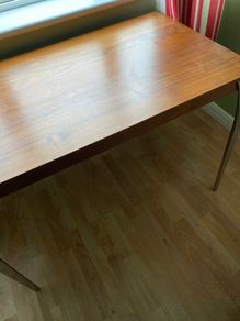 BoConcept table with steel legs