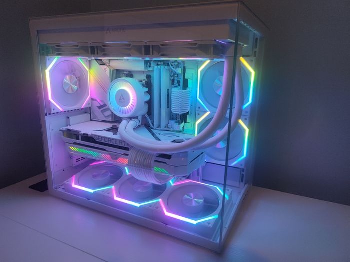 High-End Gaming PC - Ryzen 7 9800X3D - RTX 3080 - 32GB DDR5 - White Build - Like new
