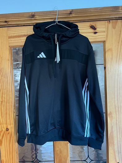 NEW Adidas Tiro Ess Hoodie size Men's Medium (Black colour)