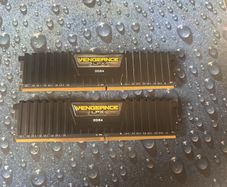 Corsair Vengeance 16GB(2x8GB) DDR4 RAM 3200MHz