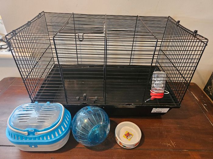 Hamster cage with accessories