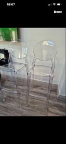 high / bar stools