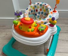 Babylo Baby Twist About Walker