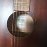 acoustic guitar Image 3