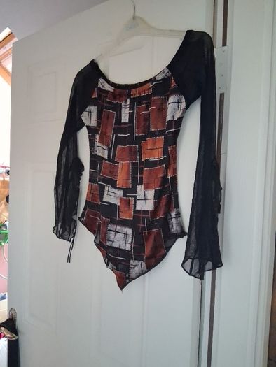 women top.