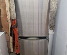 Powerpoint fridge freezer
