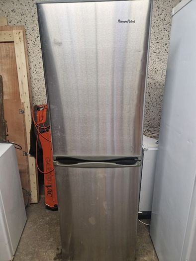 Powerpoint fridge freezer