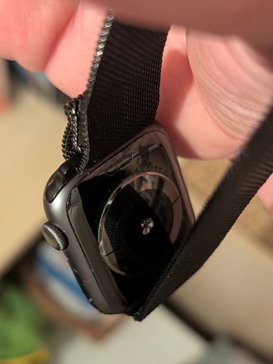 Apple Watch Series 4, 44mm, black