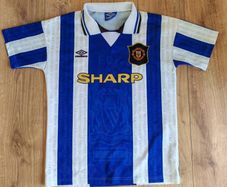 Vintage Man United Football Jersey