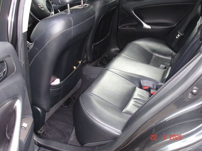 Lexus IS 2010
