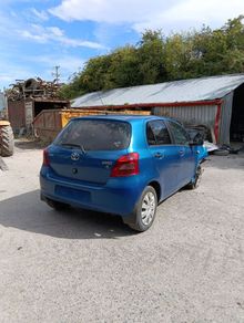 Breaking Toyota Yaris 2008 petrol