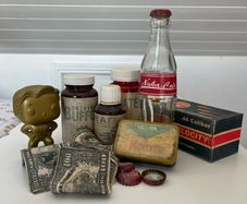 Fallout display props