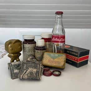 Fallout display props