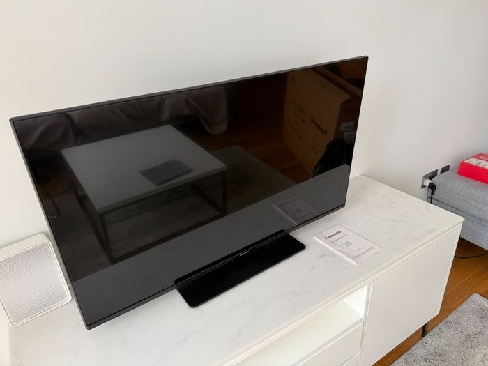 Panasonic 43" 4K Smart TV