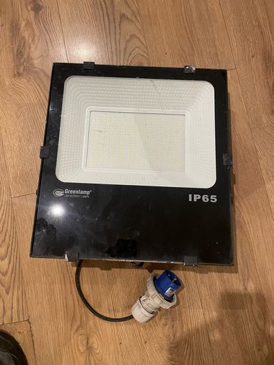 Large led floodlight