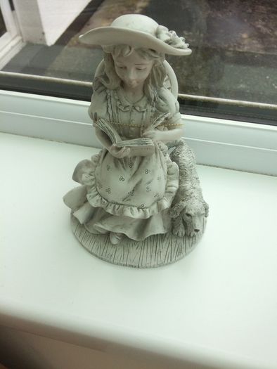 Lady with dog ornament Adonis