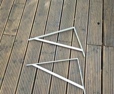 heavy-duty metal shelf brackets