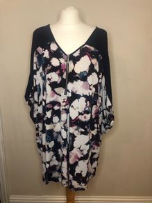 Nina Leonard navy/floral blouse (4XL)