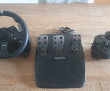 Logitech G920 Racing Wheel