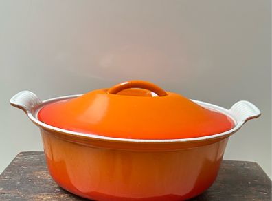 Vintage Cousance Le Creuset cast iron Dutch oven