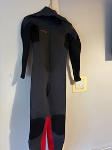 O Neill s Epic Wetsuit Age 14
