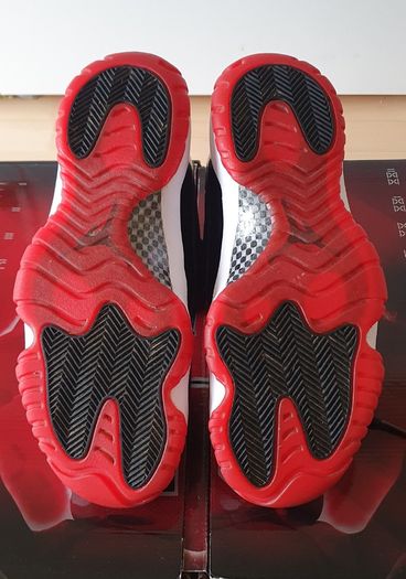 Air Jordan Countdown Pack: Jordan 11 + Jordan 12, 2 pairs