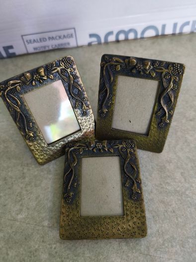Set of 3 Ornate Black & Gold Small Photo Frame With  French bow , Largentiere, with the tagline ITALY STYLE.