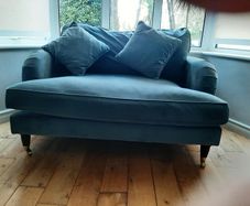 Loveseat Teal velvet