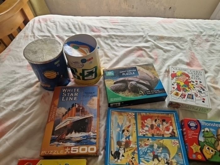 puzzles & games