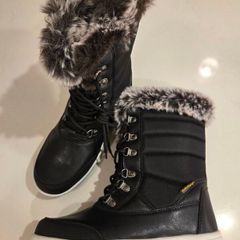 Girls Waterproof Winter Boots UK Size 4