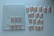 French manicure fake nails