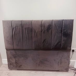 Free Standjng Headboard
