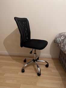 Office chair height adjustable