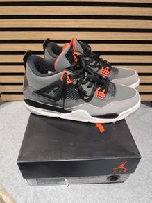 AIR Jordan 4 Retro Fight