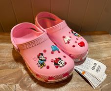 Disney Crocs Minnie clogs sandals girls size C12