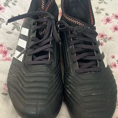 Predator football boots size 3