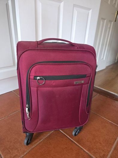 Cabin suitcase