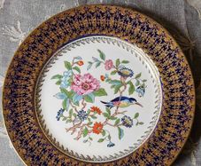 Aynsley Pembroke Bone China Cabinet Plate