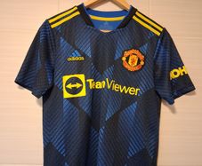 Manchester United Jersey. Official Adidas Youths Age 13-14 Years Away Jersey.  Collect In Dublin Or Receive Via Post.